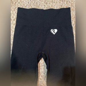 Black gymshark leggings